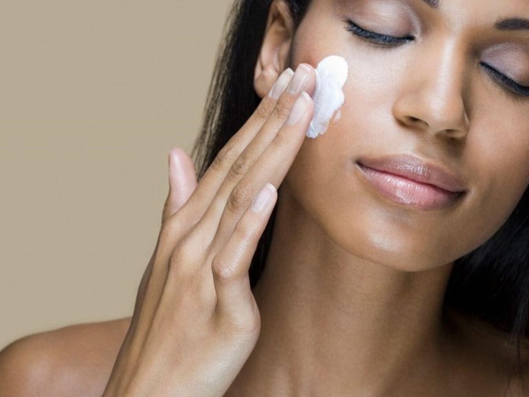 Traiter au mieux la peau sèche et sensible du visage